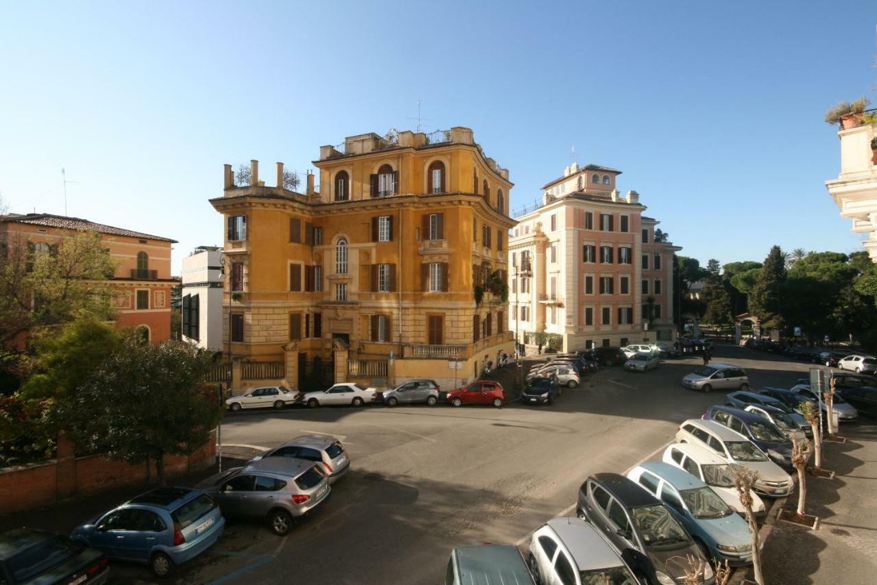 Tatusa Al Colosseo Rom Eksteriør billede